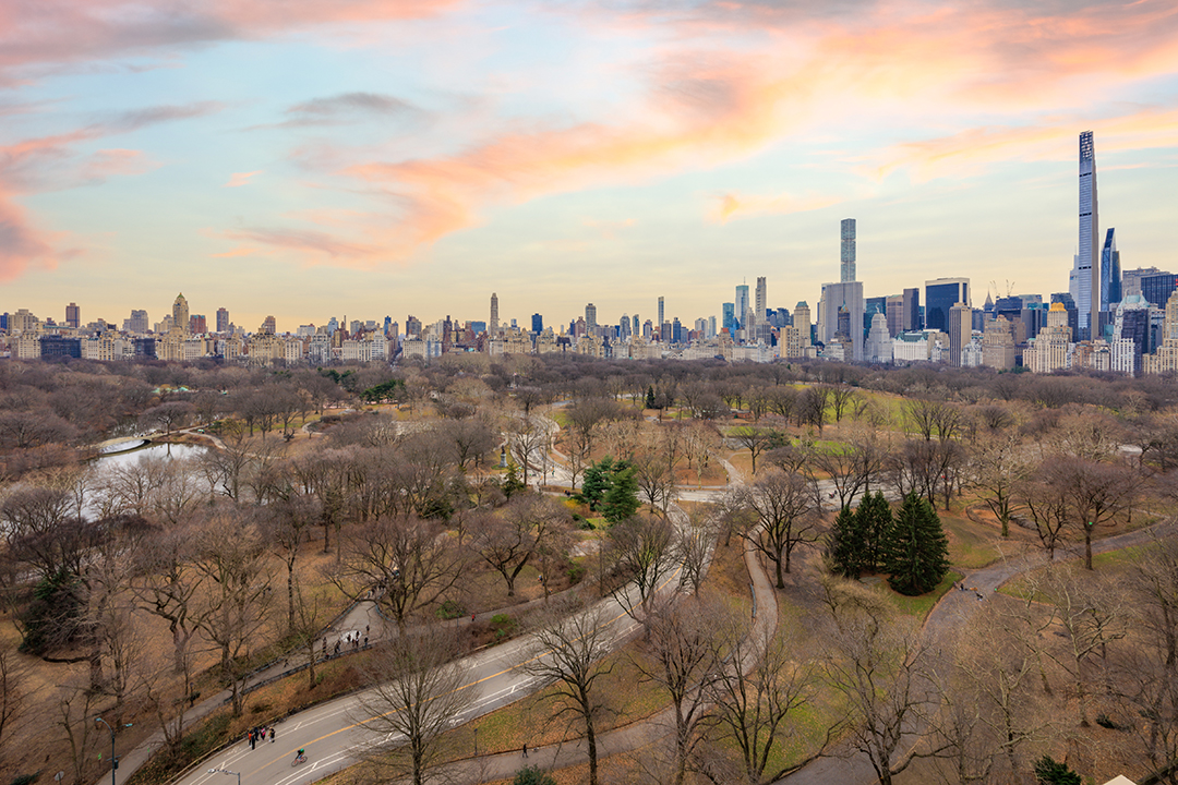 Look Inside An Artful Upper West Side Penthouse With Stunning Views Asking 27 5m Ww