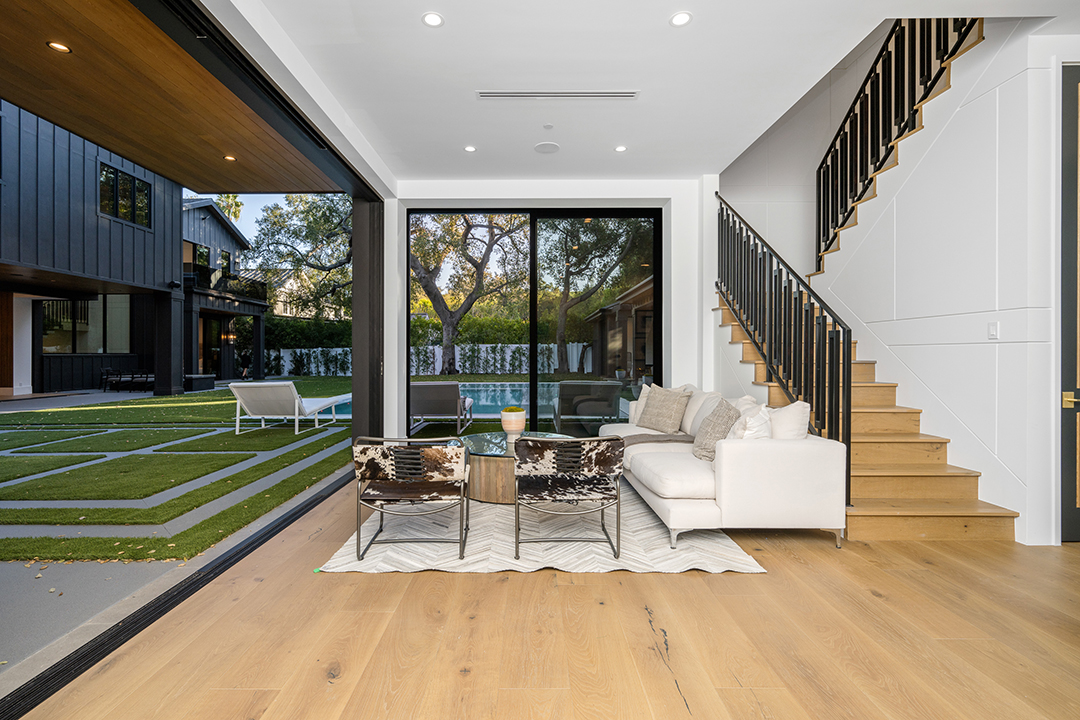 Michael B Jordans Stylish L A Compound Hits The Market Asking 13m 08