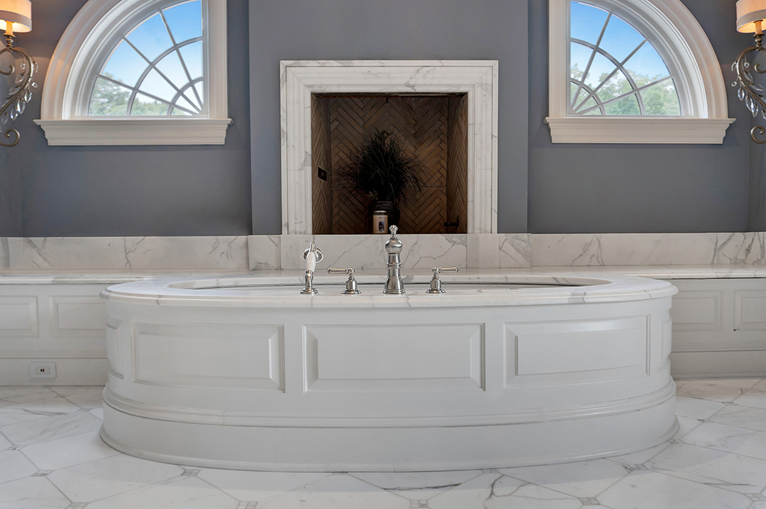 Timeless Greenwich Mansion Lists For The First Time Since Completion At 33 8m R