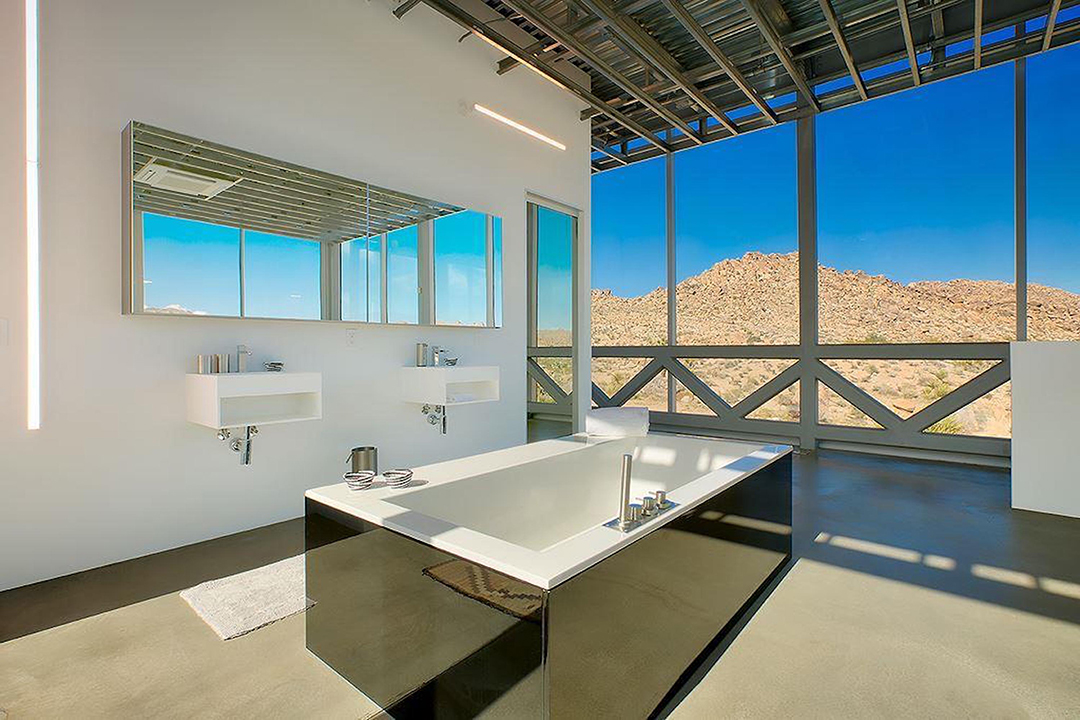 Film Producer Chris Hanleys Spectacular Invisible House In Joshua Tree Asks Master Bath Ashby