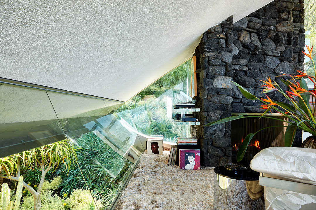 Las Distinctive And Iconic Garcia House Designed By John Lautner Lists For 16m Rd Garcia 0834 V2 F3 Mr