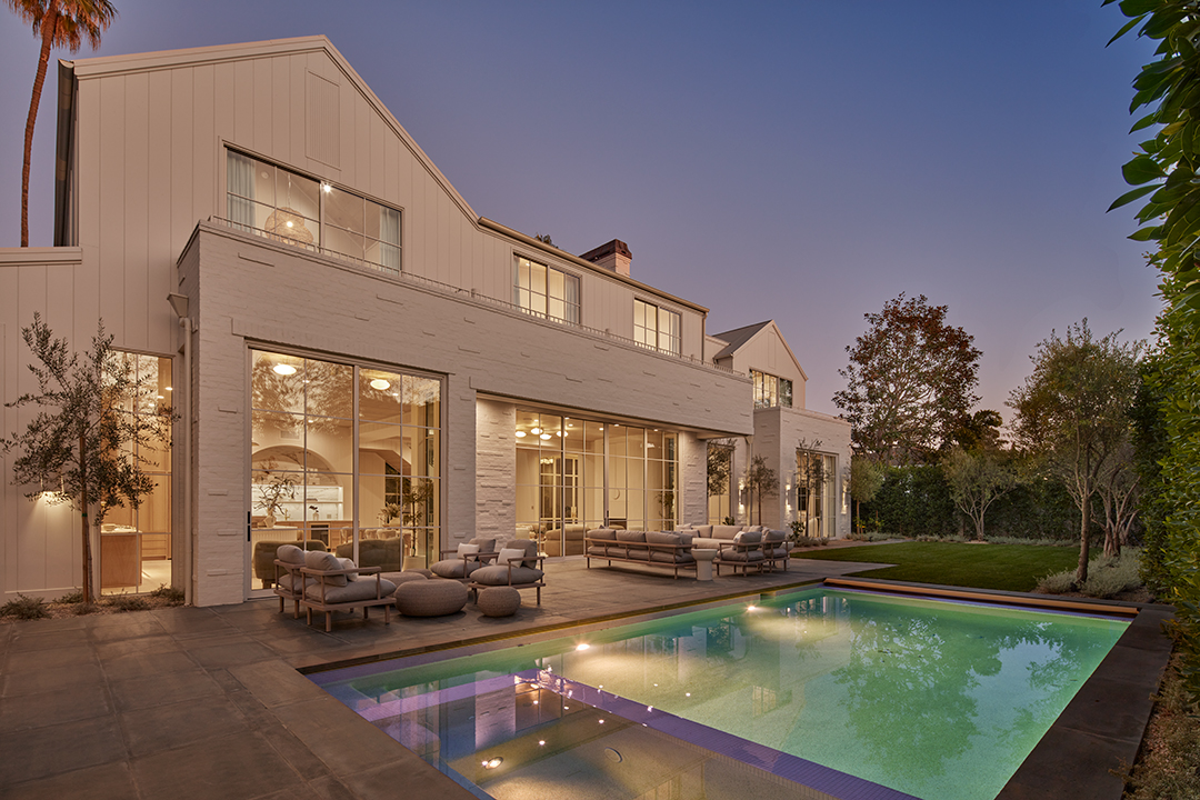 Brentwood Beauty Designed By Powerhouse Firm Muskoka Living Seeks 22m Zzzzzz