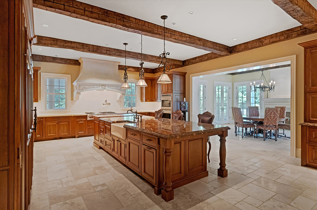 Timeless Greenwich Mansion Lists For The First Time Since Completion At 33 8m O