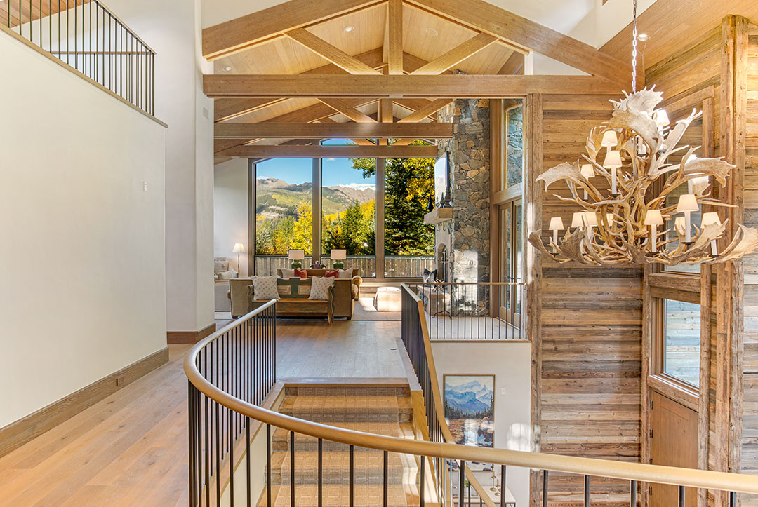 Vail Co Upstairs