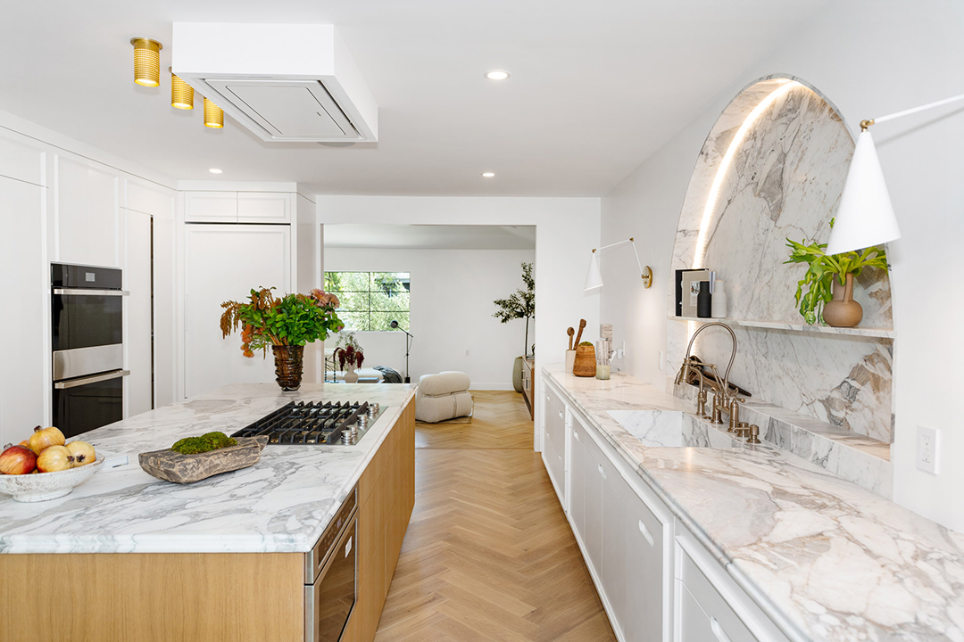 Look Inside An Interior Designers Clean L A Haven Listed For Nearly 4m F