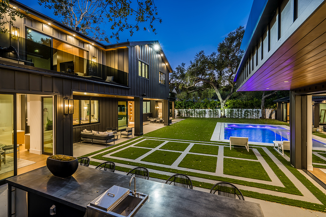 Michael B Jordans Stylish L A Compound Hits The Market Asking 13m 29