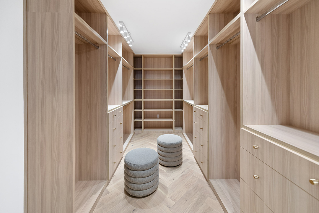 Look Inside An Interior Designers Clean L A Haven Listed For Nearly 4m P