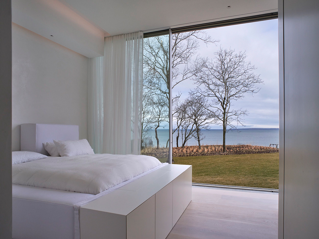 Hugh Jackmans Minimalist East Hampton Home Is Available To Rent This Summer 6