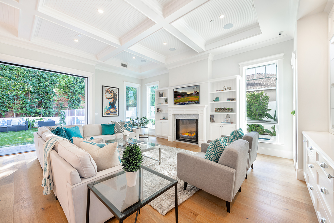 Comedian Colleen Ballinger Seeks To Sell Bright And Elegant Encino Dwelling O