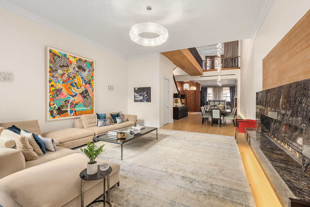 Upper West Side Townhouse Built In 1891 And Now Featuring An Indoor Pool Makes A Splash On The Market E