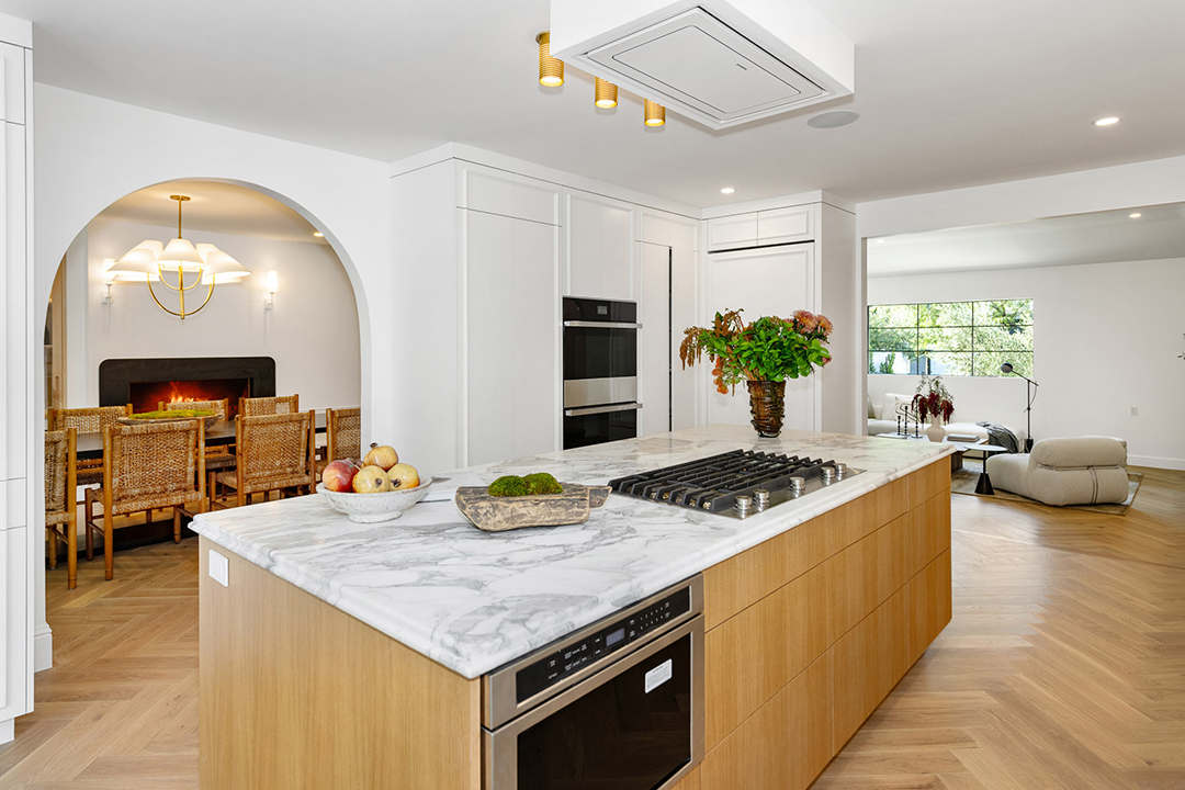 Look Inside An Interior Designers Clean L A Haven Listed For Nearly 4m I