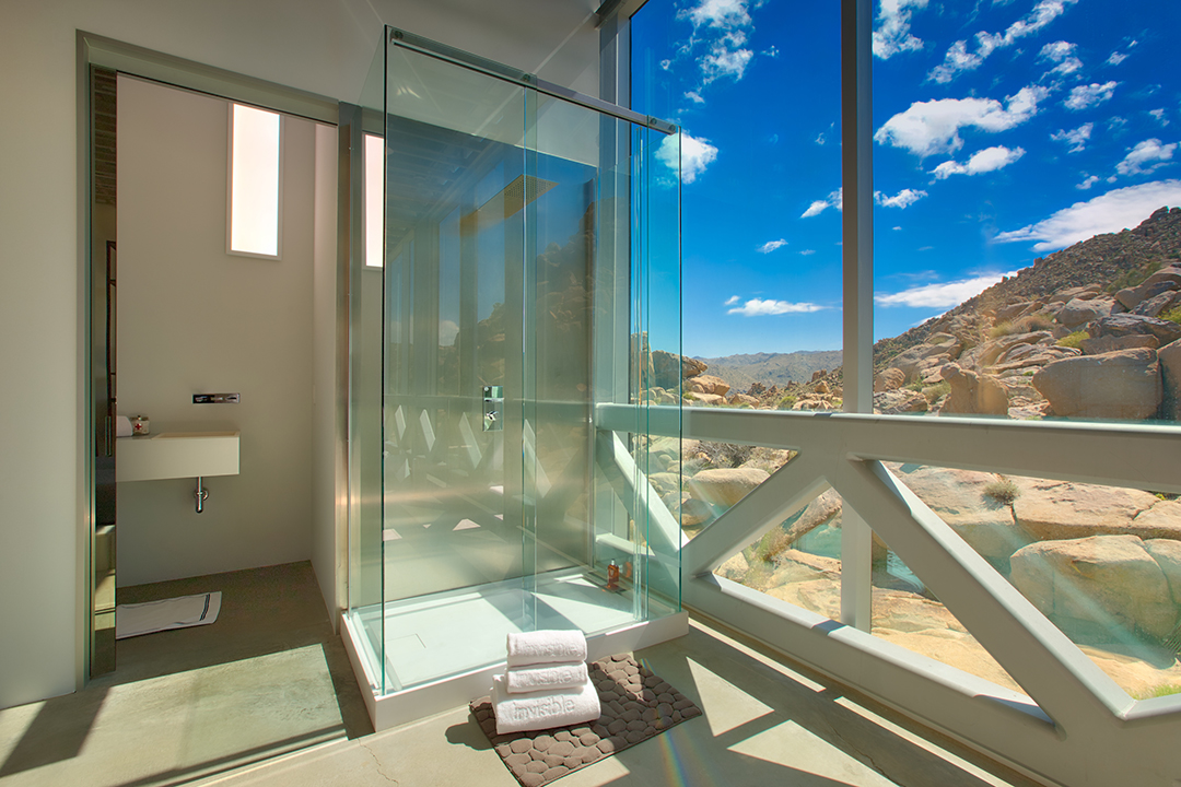 Film Producer Chris Hanleys Spectacular Invisible House In Joshua Tree Asks Bath 2 Ashby