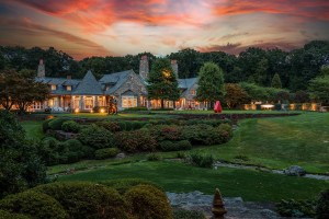 Impressive Gold Coast Manor Set On Almost 22 Acres Looks For 38m 1 Dupont Circle Twi Gio 10692805