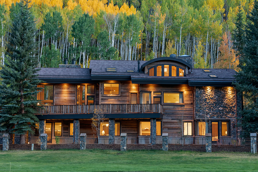 Vail Co Exterior Greenery