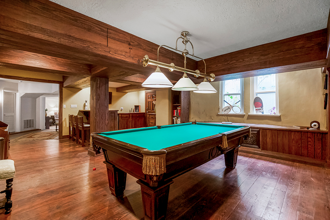 Showdown Of The Super Bowl Lvii Cities Two Must See Listings In Kansas City And Philadelphia Z