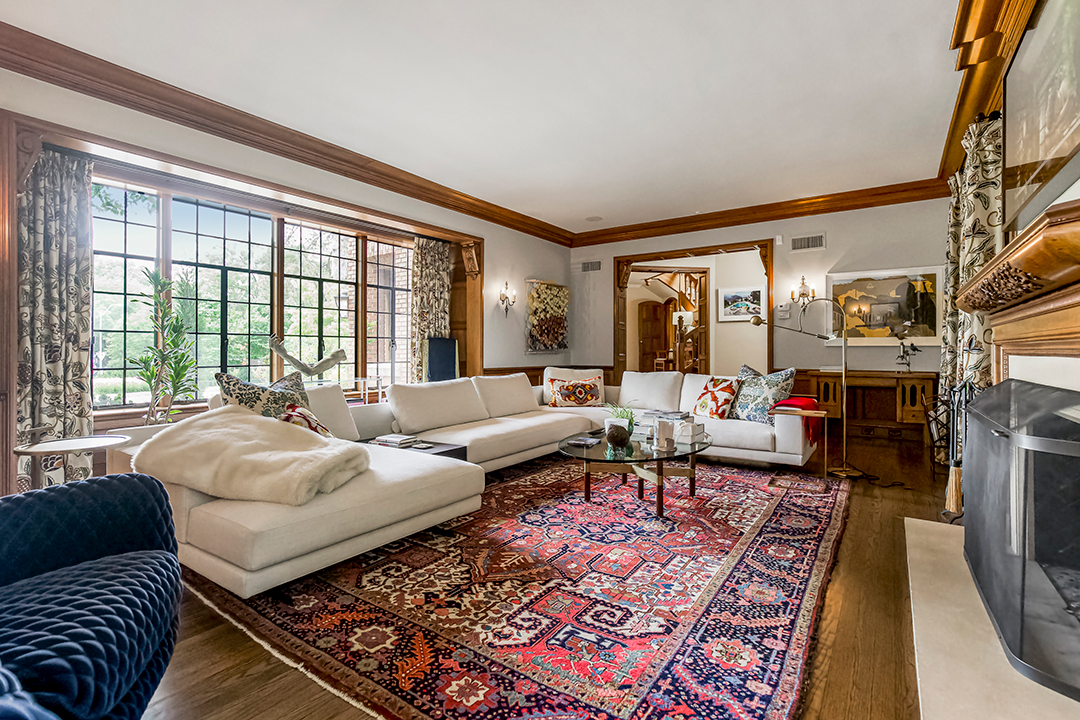 Showdown Of The Super Bowl Lvii Cities Two Must See Listings In Kansas City And Philadelphia E