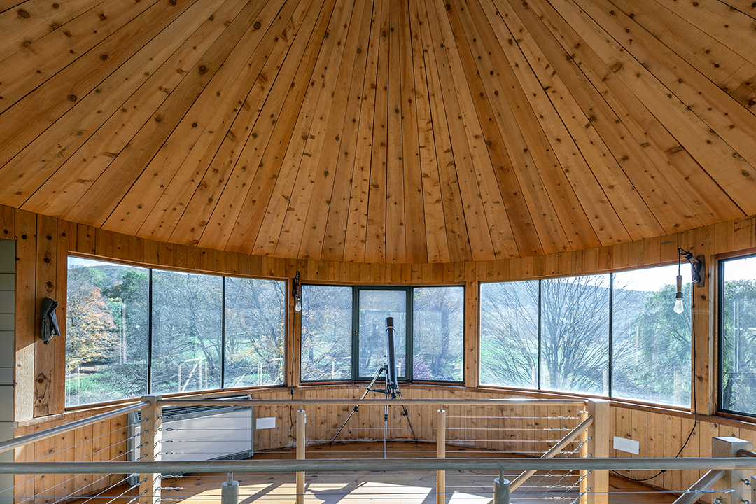 Kents Picturesque Cobble Brook Farm With A Converted Barn Main House Asks 4 7m Silo10