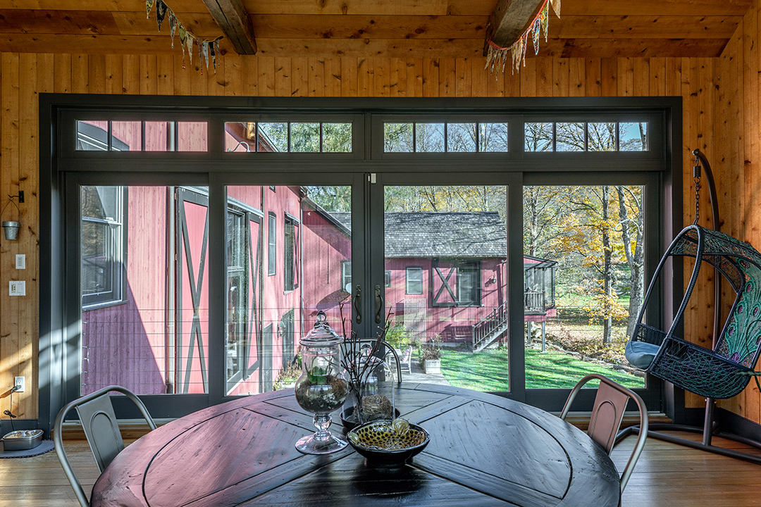 Kents Picturesque Cobble Brook Farm With A Converted Barn Main House Asks 4 7m Dining Room2