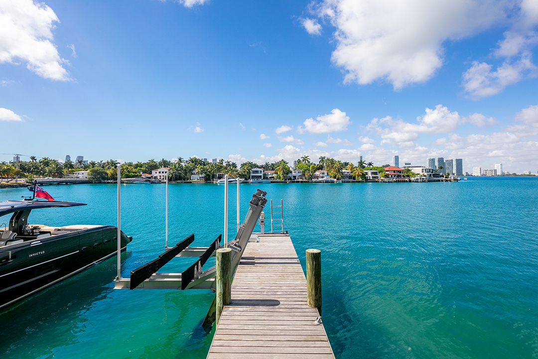 Honey Co Founder Ryan Hudson Lists A Sweet Swanky Waterfront Miami Beach Modern I