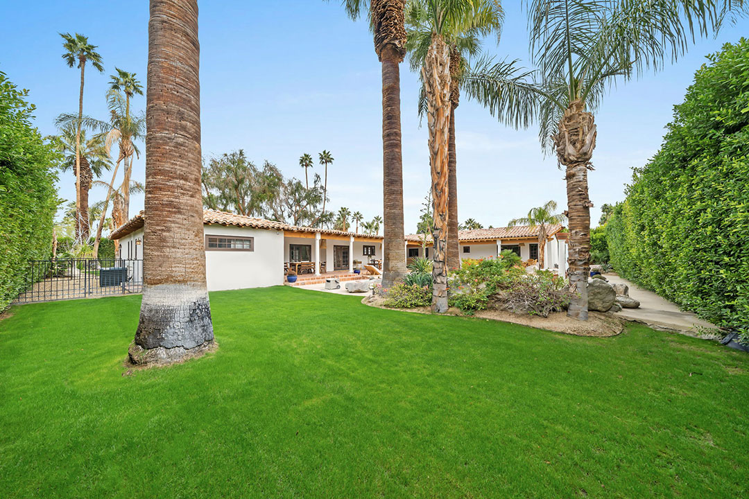 46 Formula One Palm Springs Backyard