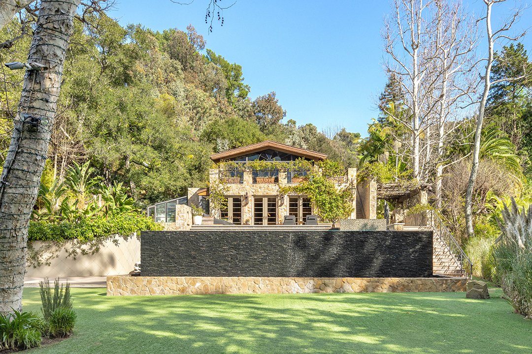 J Lo Just Listed This Sumptuous French Countryside Style Estate In Bel Air For 42 5m Zzz