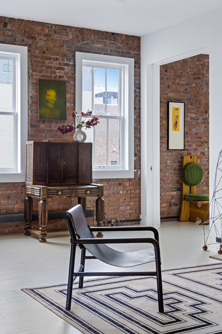 Check Out A Dreamy 5 5m Dumbo Loft That Delicately Mixes Minimalist And Rustic Sensibilities C