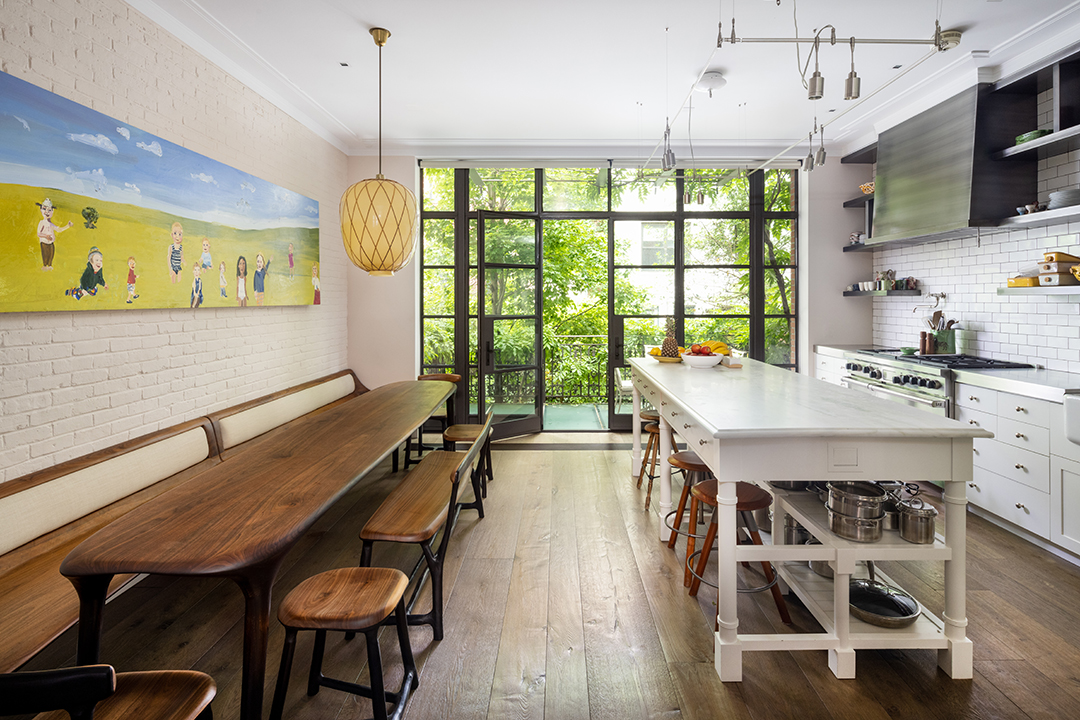 Fashion Industry Couple Parts Ways With Their West Village Townhouse For Just Over 23m 5 W12th