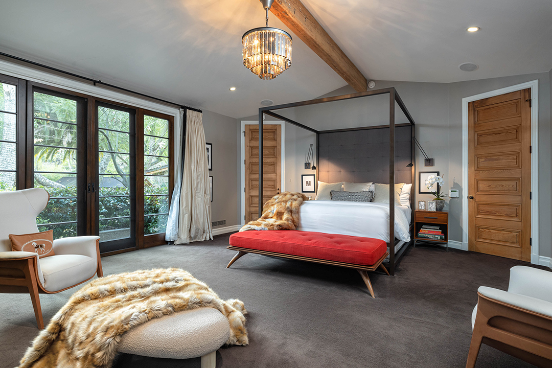 J Lo Just Listed This Sumptuous French Countryside Style Estate In Bel Air For 42 5m V