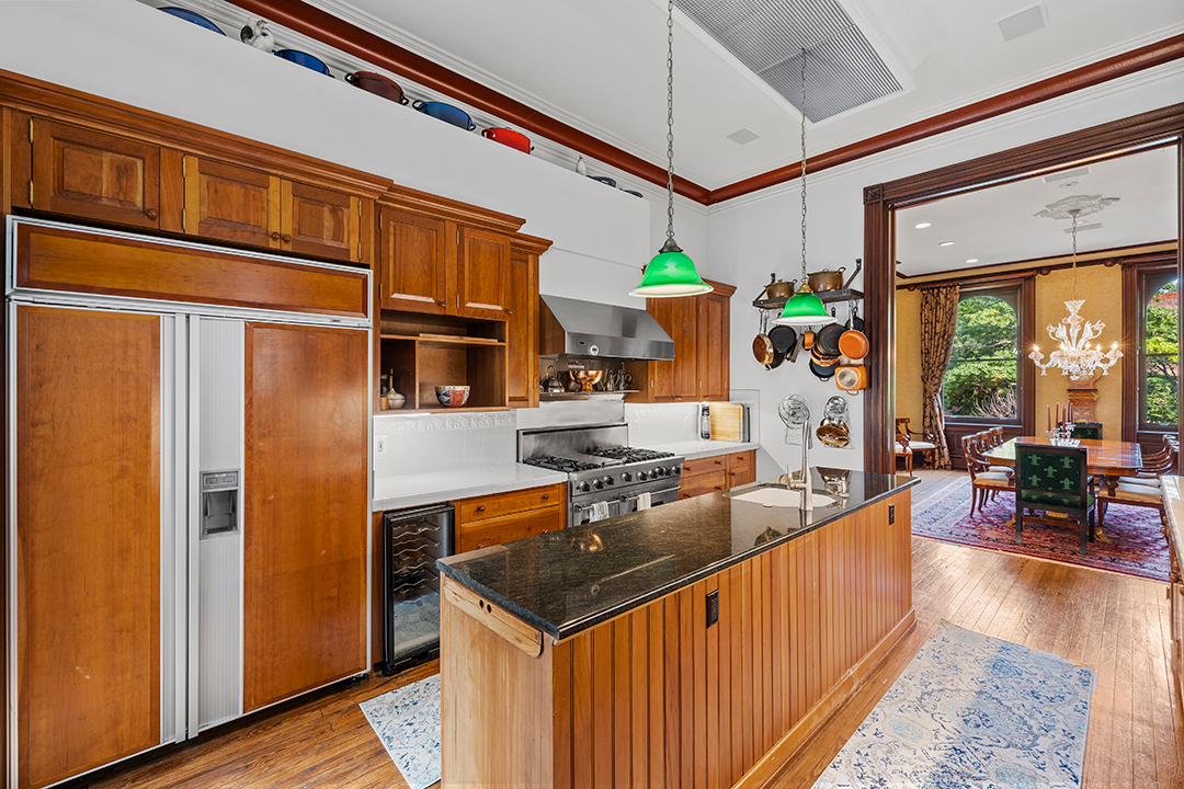 Showdown Of The Super Bowl Lvii Cities Two Must See Listings In Kansas City And Philadelphia 014