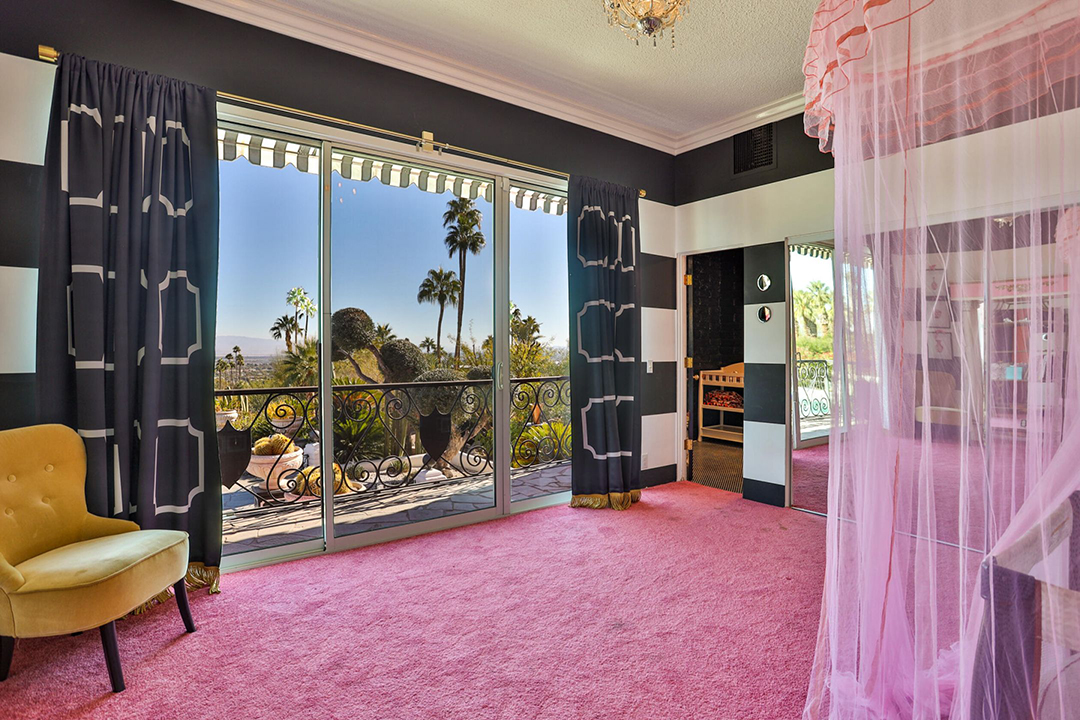 Glamour Grows In The Desert Magda And Zsa Zsa Gabors Pink Former Palm Springs Estate Seeks 3 8m D