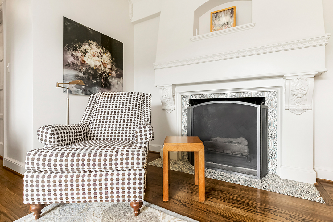 Showdown Of The Super Bowl Lvii Cities Two Must See Listings In Kansas City And Philadelphia Zzzzzzzzz