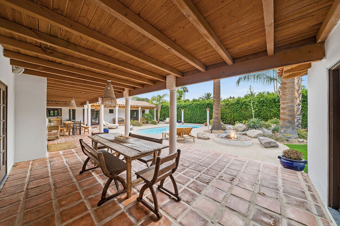 41 Formula One Palm Springs Outdoor Dining Table