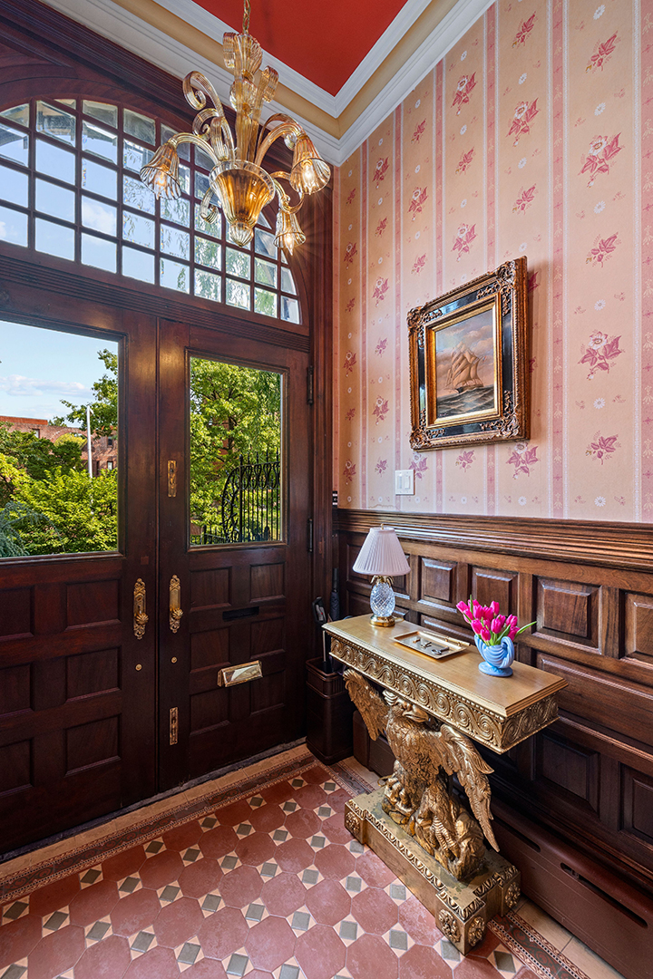 Showdown Of The Super Bowl Lvii Cities Two Must See Listings In Kansas City And Philadelphia 004