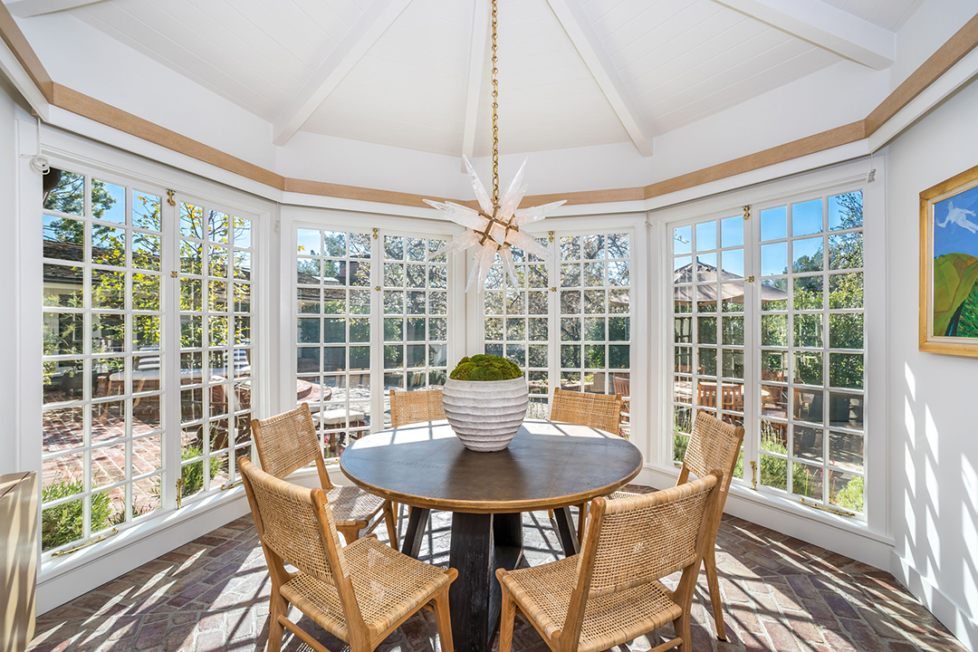 Jim Carey Puts His Primary Residence In L A On The Market At 28 9m O