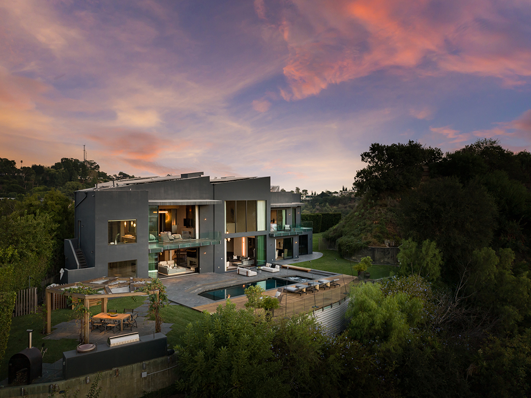 Tour Rihannas Former Beverly Hills Mansion Currently Listed For 16 5m B