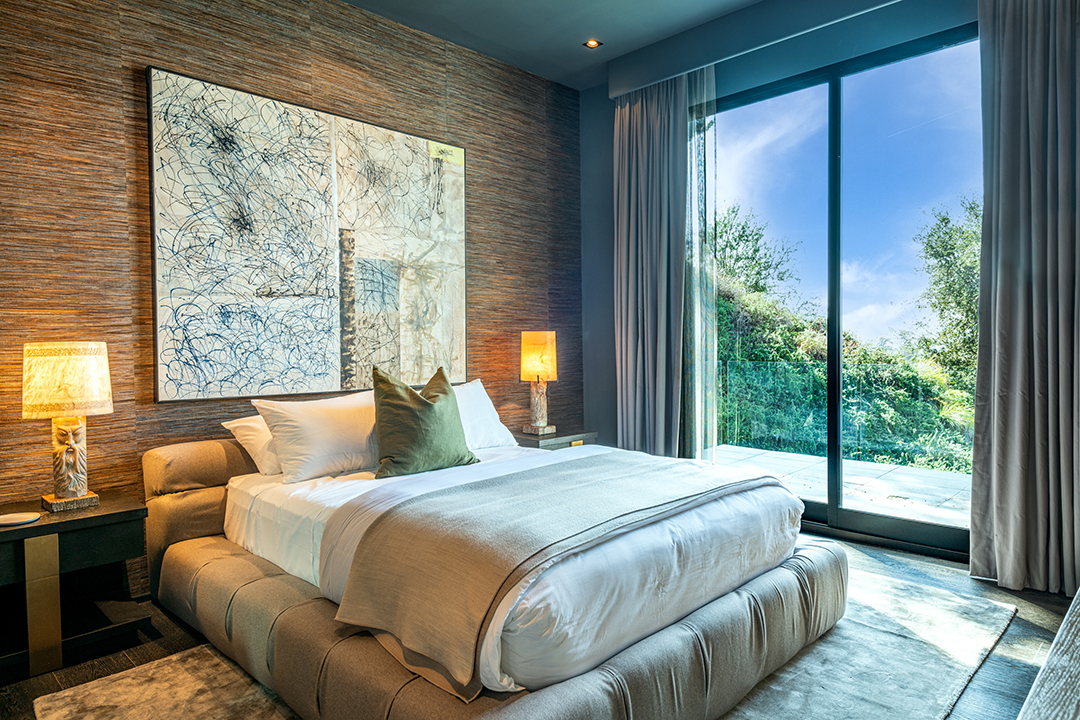 Tour Rihannas Former Beverly Hills Mansion Currently Listed For 16 5m T