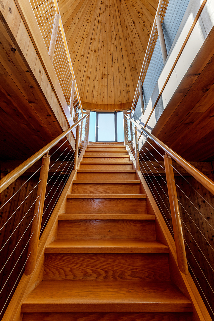 Kents Picturesque Cobble Brook Farm With A Converted Barn Main House Asks 4 7m Silo9