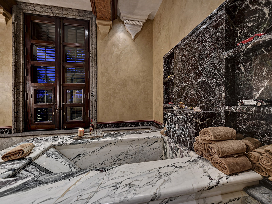 Nearly 18000 Square Foot Arizona Villa Originally Home To An Nfl Player Seeks 16m 036 Master His Spa