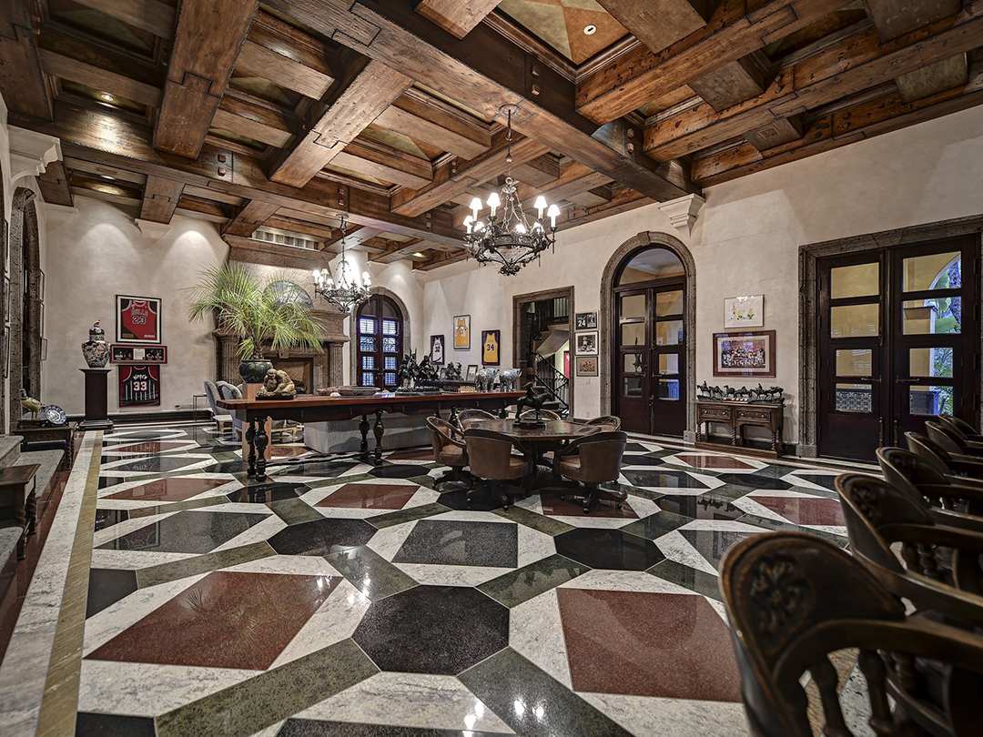 Nearly 18000 Square Foot Arizona Villa Originally Home To An Nfl Player Seeks 16m 023 Great Room 2