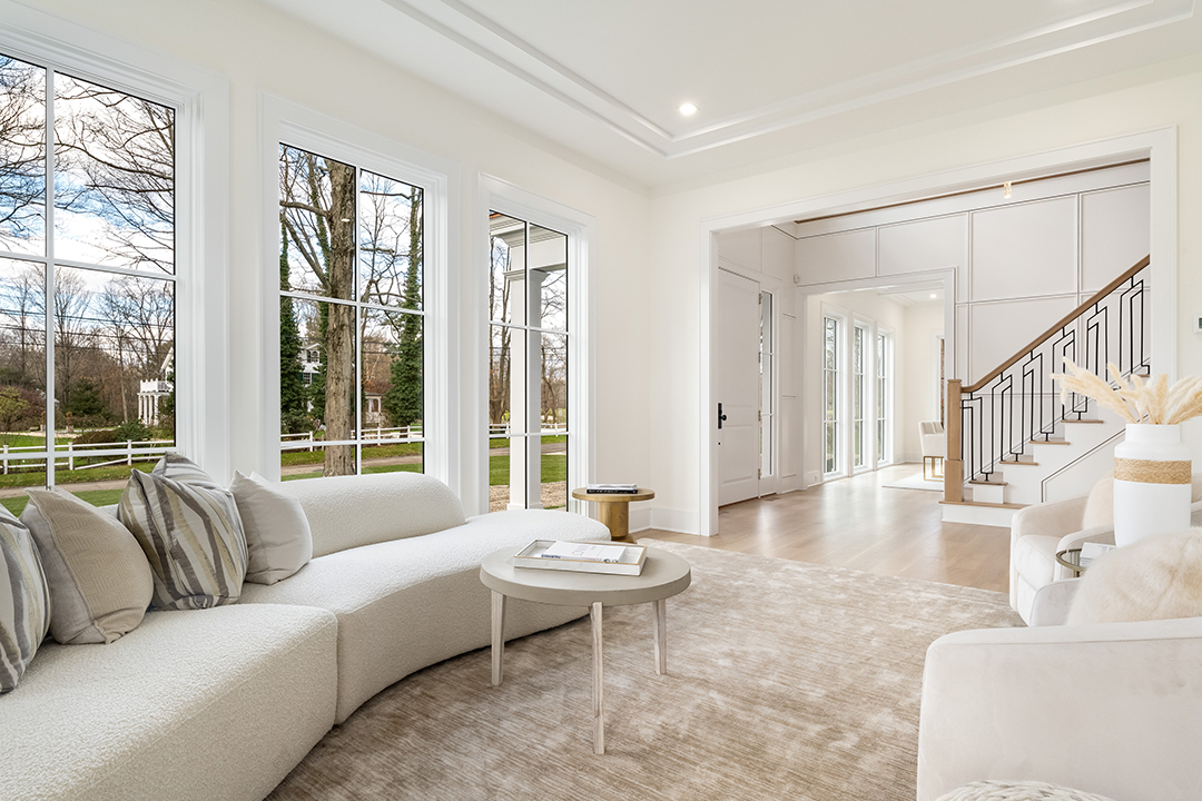 This 5m Darien New Construction Combines A Classic Exterior With Transitional Fresh Interiors 7