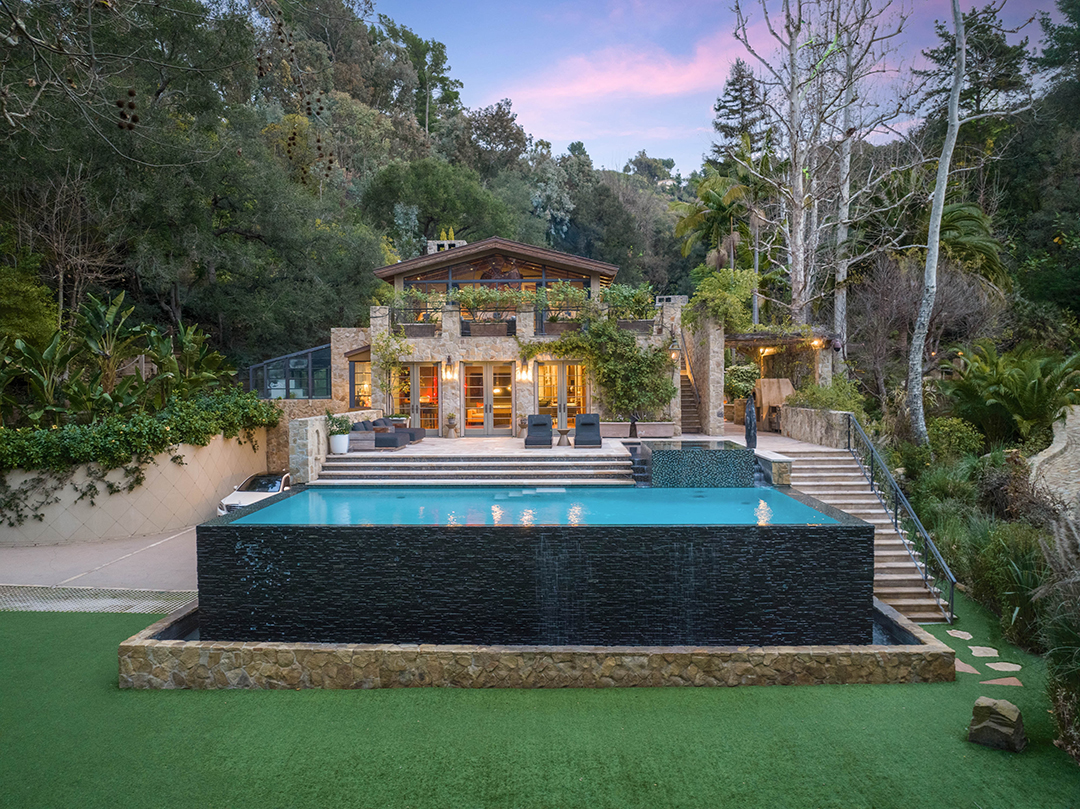 J Lo Just Listed This Sumptuous French Countryside Style Estate In Bel Air For 42 5m C