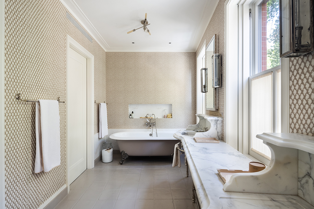 Fashion Industry Couple Parts Ways With Their West Village Townhouse For Just Over 23m 17 W12th