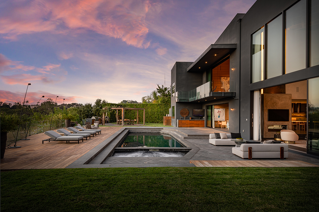 Tour Rihannas Former Beverly Hills Mansion Currently Listed For 16 5m W