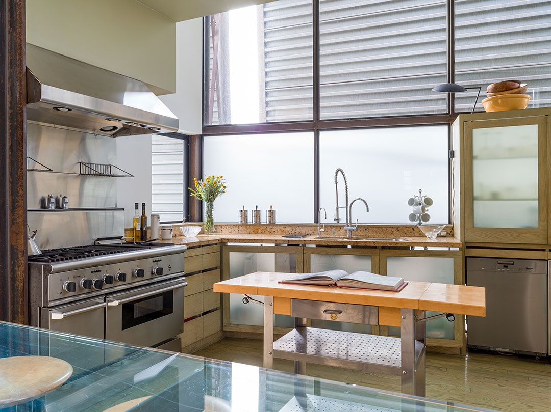 La Landmark Home Kitchen