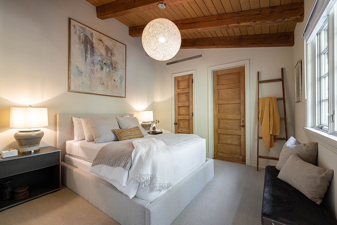 J Lo Just Listed This Sumptuous French Countryside Style Estate In Bel Air For 42 5m Z