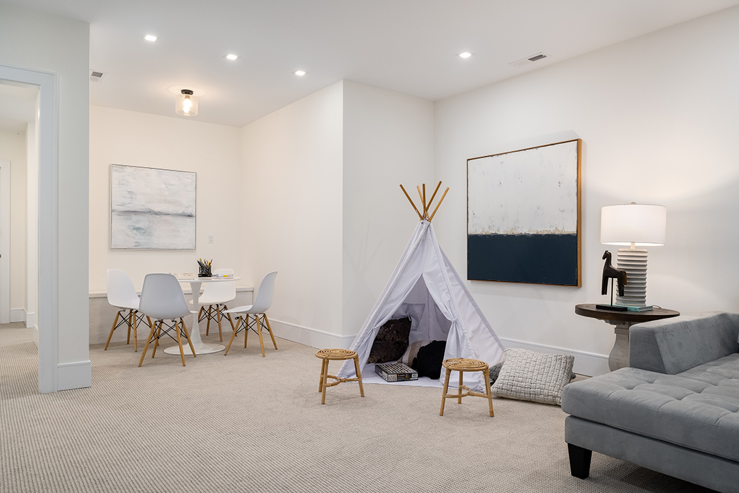 This 5m Darien New Construction Combines A Classic Exterior With Transitional Fresh Interiors 32