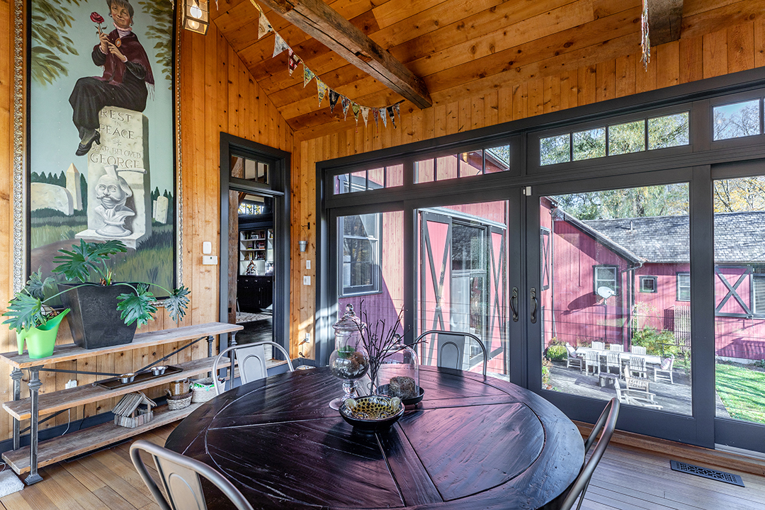 Kents Picturesque Cobble Brook Farm With A Converted Barn Main House Asks 4 7m Dining Room3