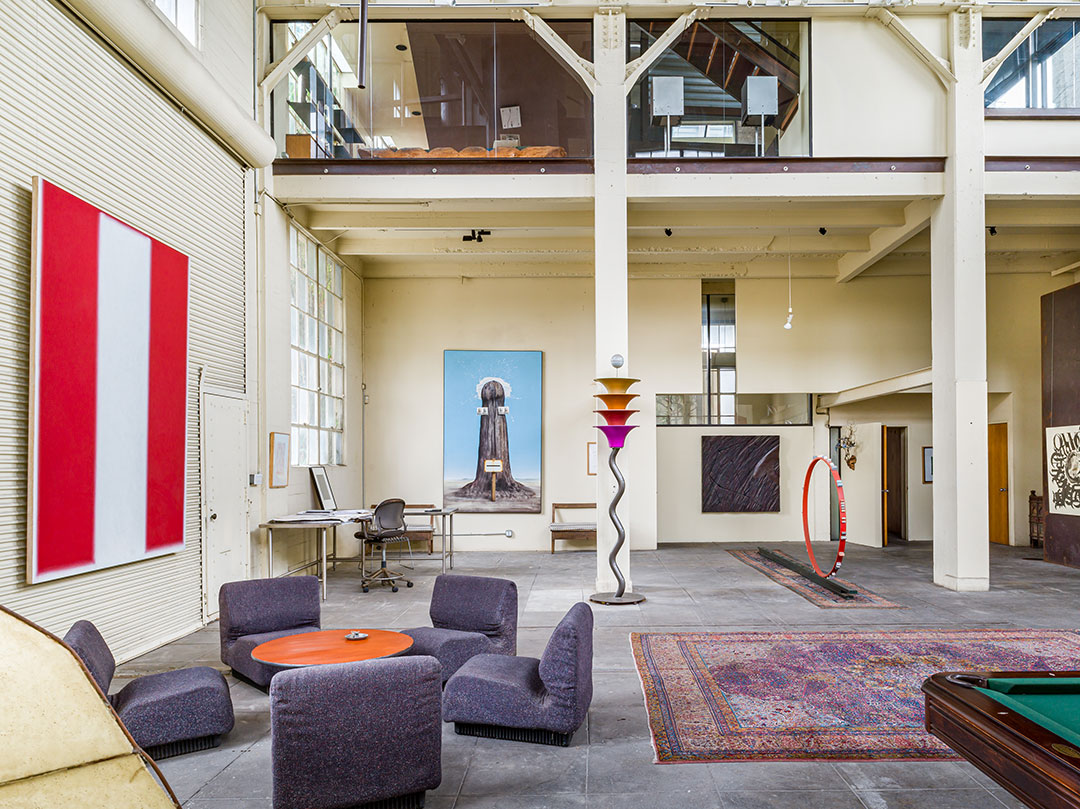 La Landmark Home Living Corner