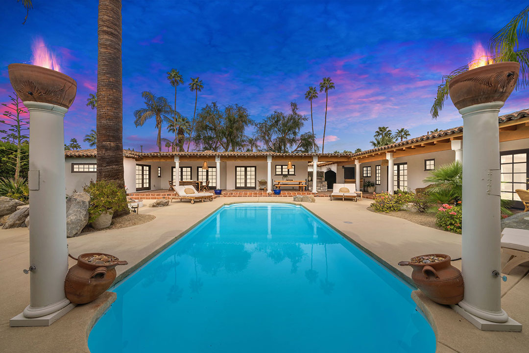 4 Formula One Palm Springs Pool