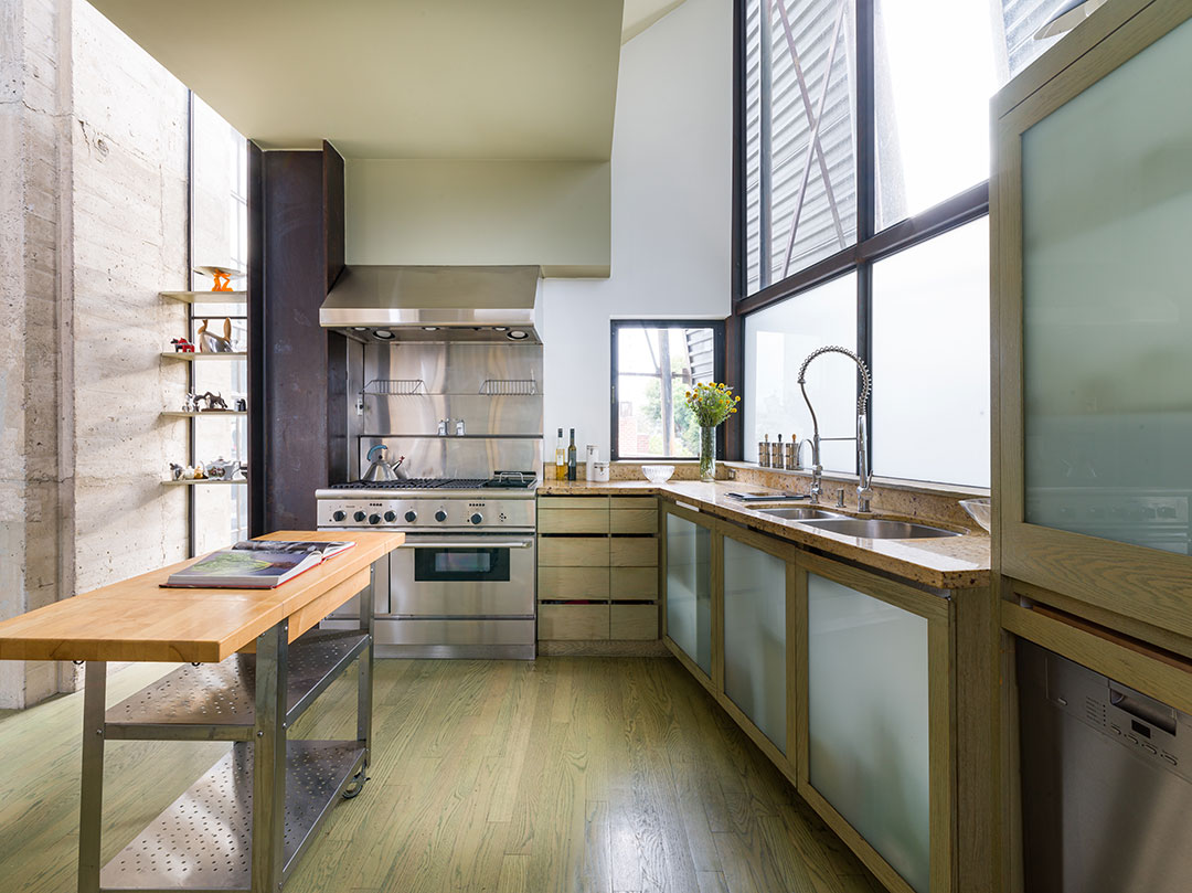 La Landmark Home Kitchen Wide